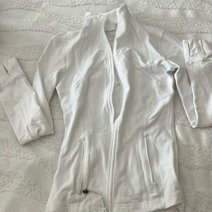 size 2 white lululemon define jacket - perfect condition